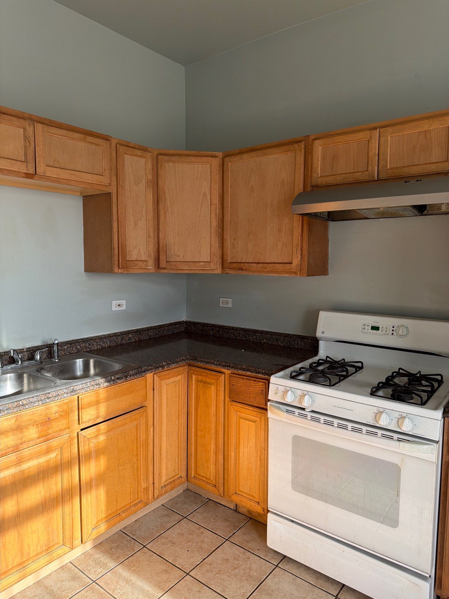 1515 South Millard Avenue - 2R