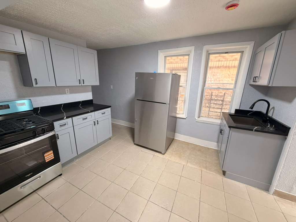 8927 South Muskegon Avenue - 1A